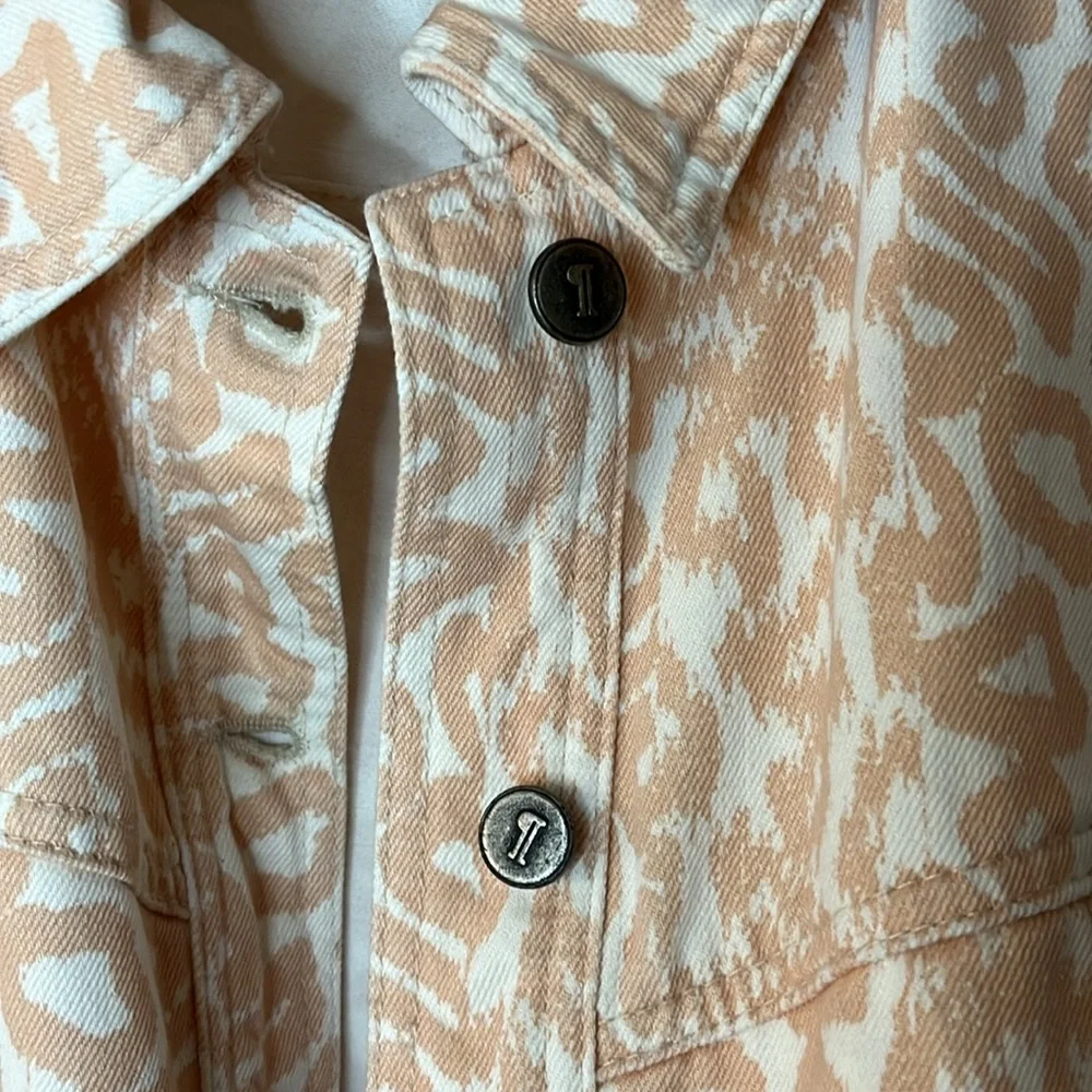 Pilcro Printed Trucker Jacket in Pink and White‎ size medium
